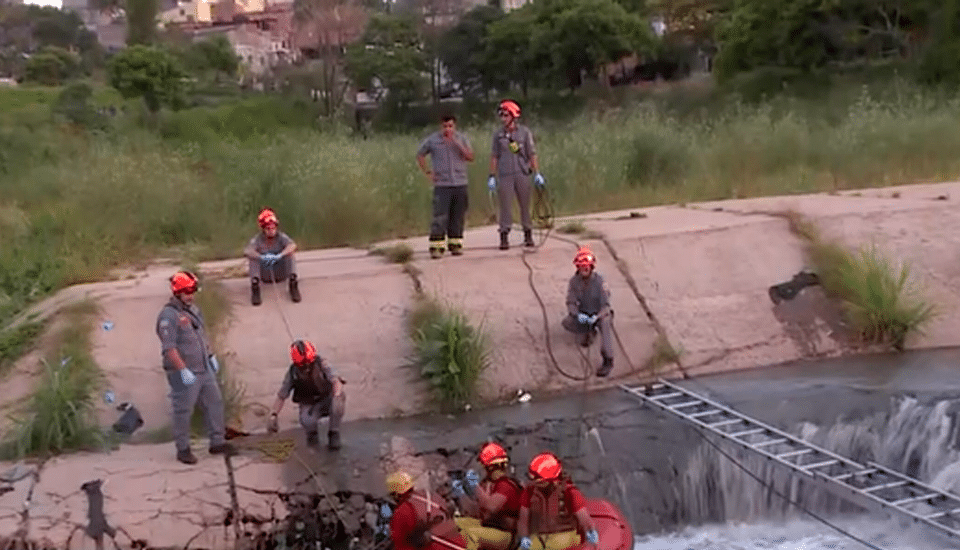 Buscas Bombeiros - Leste Online