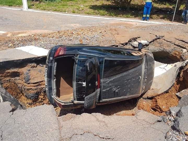 Carro - Leste Online