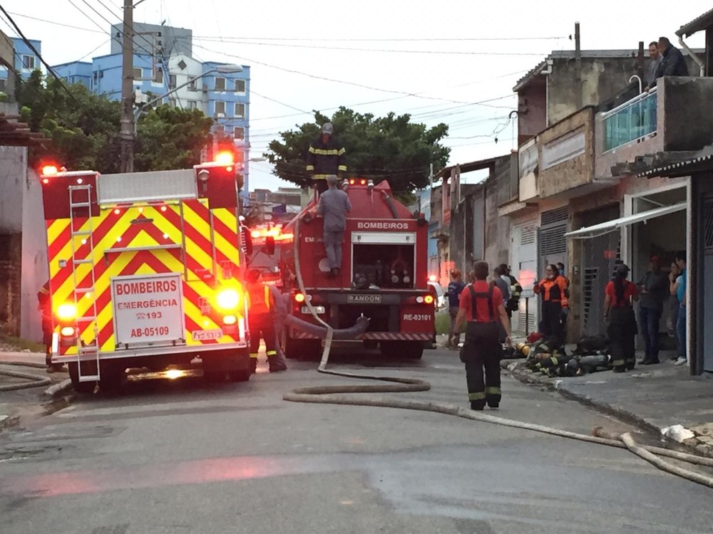 Incêndio Cangaíba - Leste Online