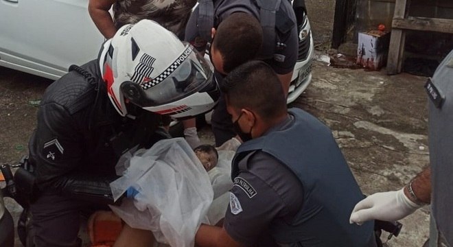 Parto na rua - Leste Online