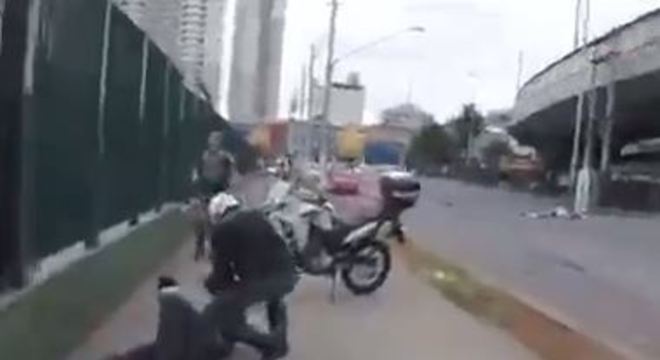 PM pega bike emprestada - Leste Online