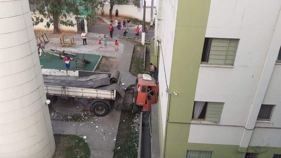 Carreta - Leste Online