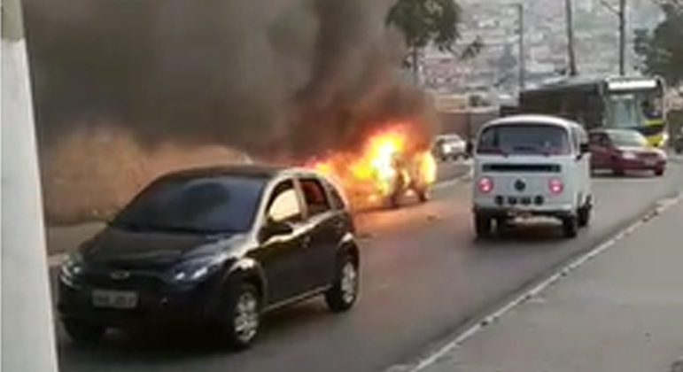 Kombi desgovernada - Leste Online