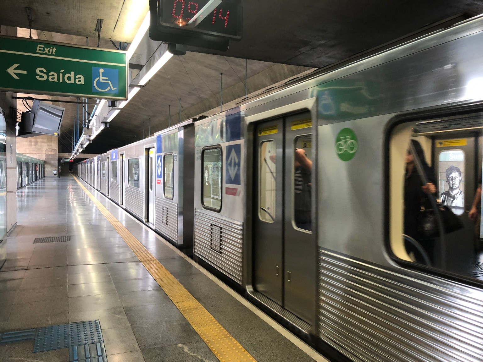 Metrô - Leste Online
