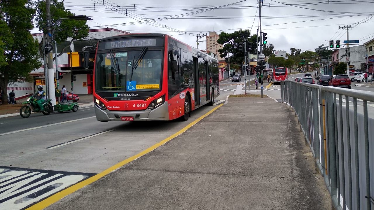Ônibus em SP - Leste Online