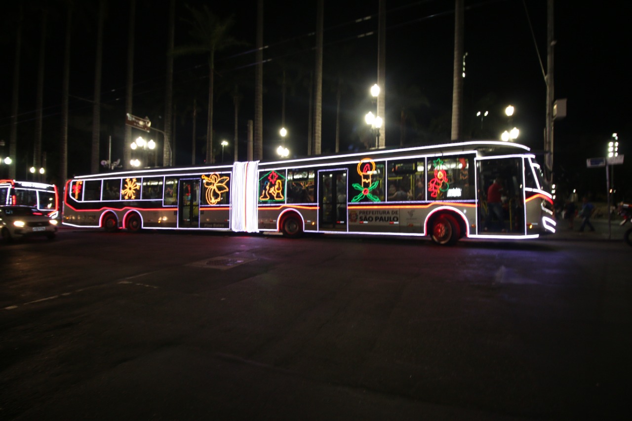Ônibus Iluminados - Leste Online