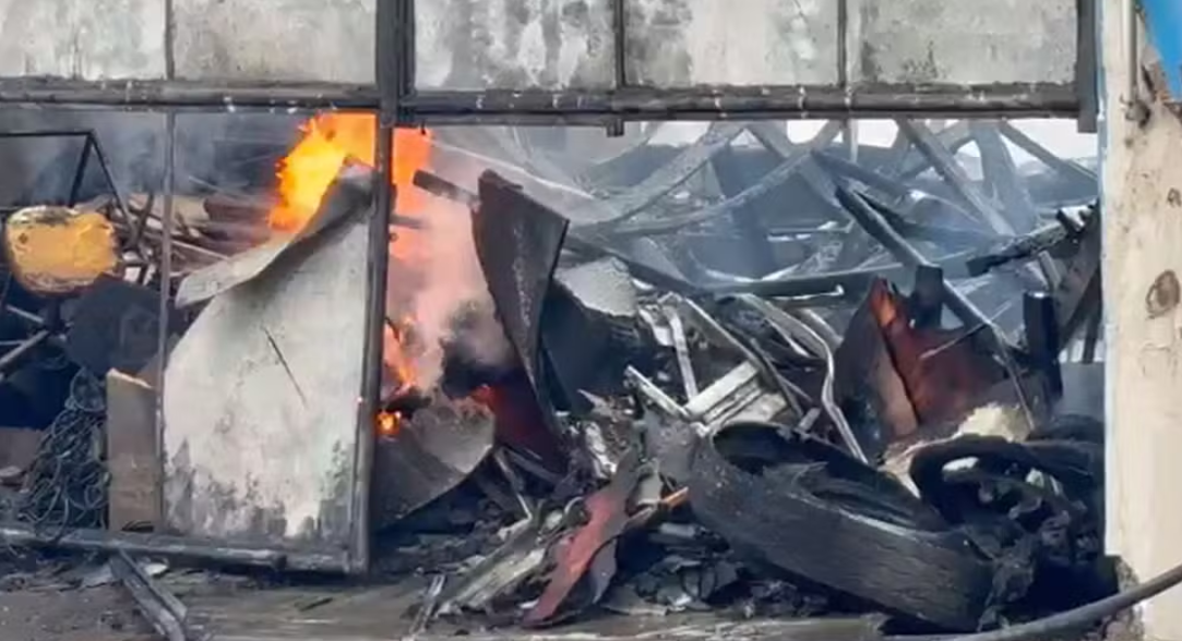 Incêndio Vila Prudente - Leste Online