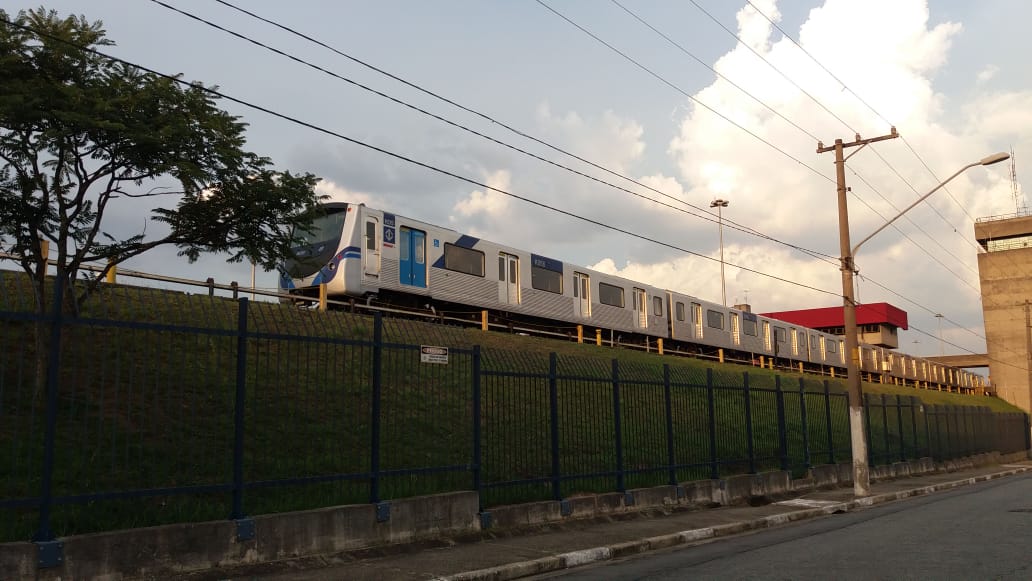 Metrô - Leste Online